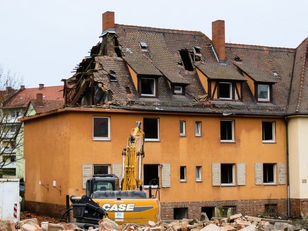 Les principaux défis et considérations lors de la rénovation d’une maison à Nîmes