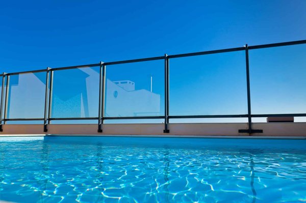 Les avantages exclusifs d'une piscine Dugain : Un plongeon dans le luxe et la qualité